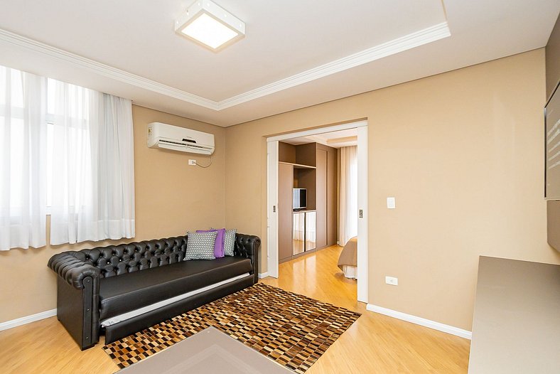 Apartamento 1 Quarto com Vaga no Batel - LUC0108