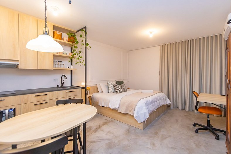 Apartamento com Cama de Casal e Soleito - ALL1401