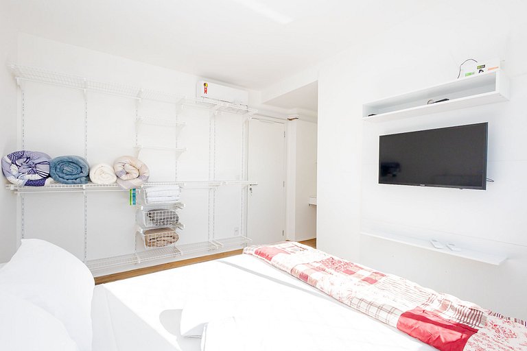 Apartamento Com Vaga e 2 Quartos - HUB2102A