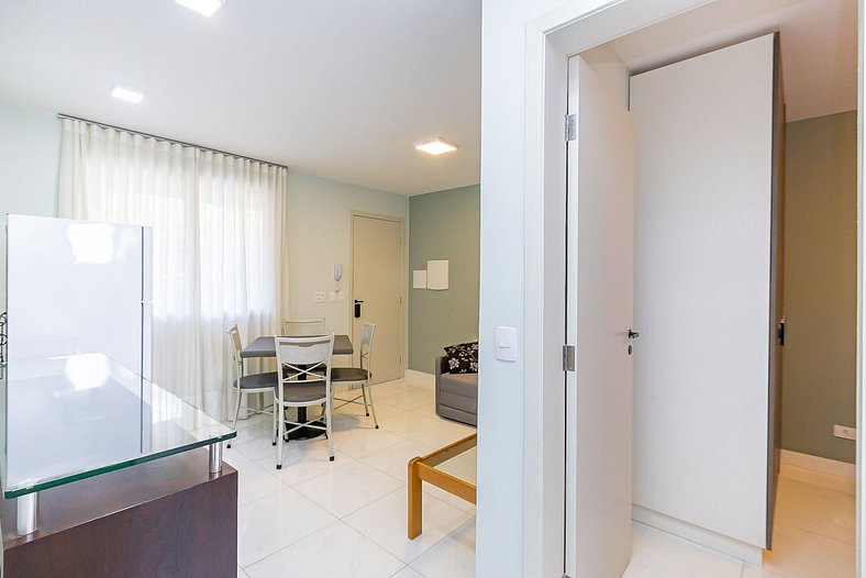 Apartamento de 1 Quarto Ar Condicionado - CLA0016