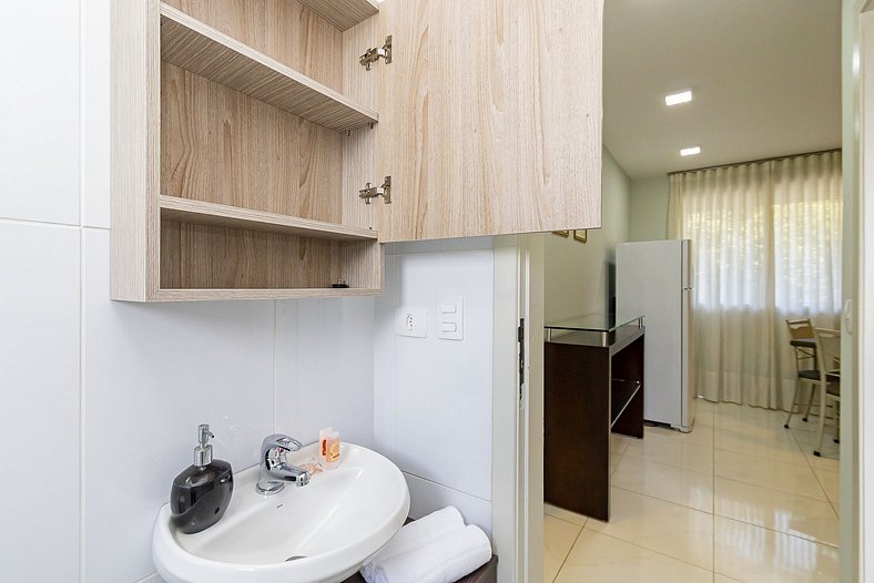 Apartamento de 1 Quarto Ar Condicionado - CLA0016