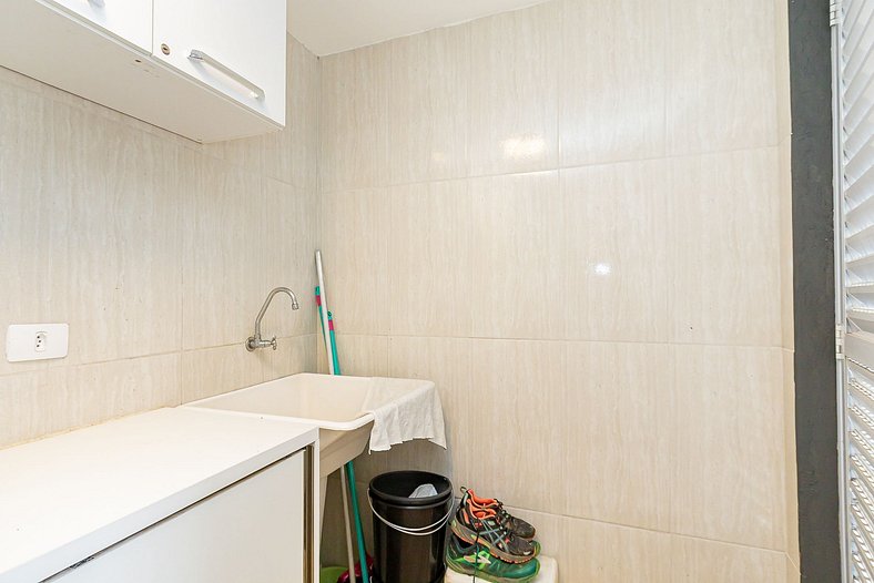 Apartamento de 1 Quarto Ar Condicionado - CLA0016