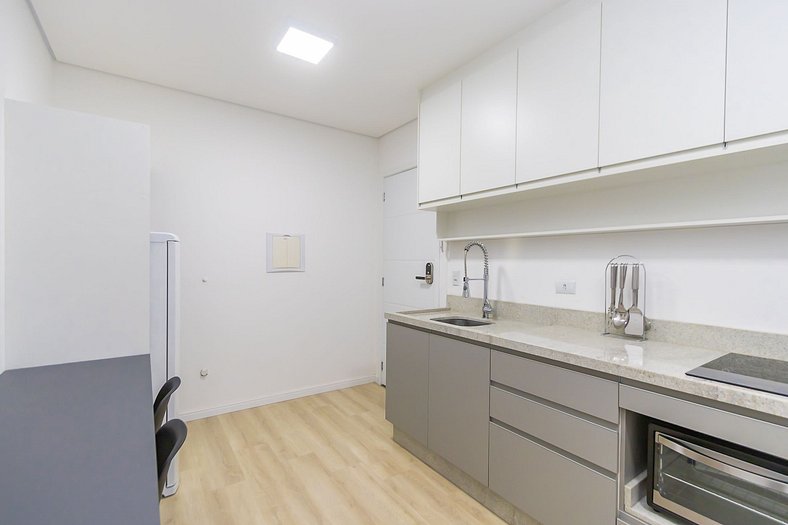 Apartamento de 1 Quarto com Vaga - FAI1101