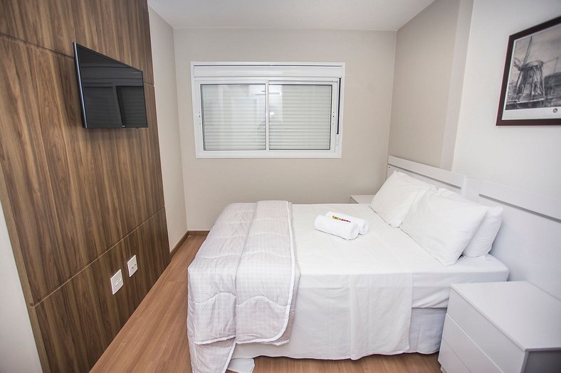 Apartamento de 2 Quartos Com Vaga - HUB1006A