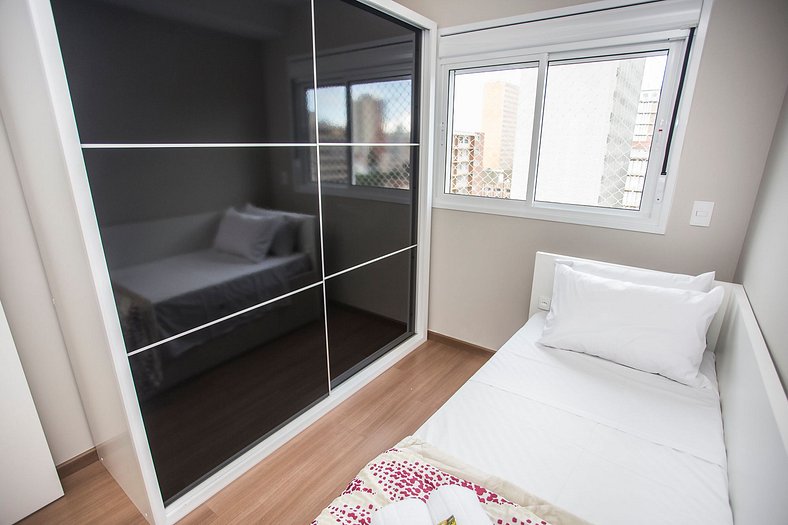 Apartamento de 2 Quartos Com Vaga - HUB1006A